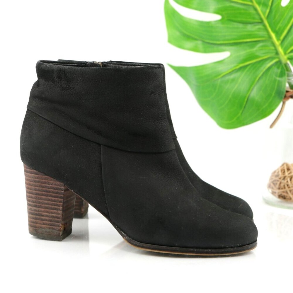 Cole Haan Womens Cassidy Boot Size‎ 7.5 Black Nubuck Leather Block Heel Bootie